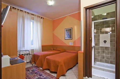 Hotel La Quercia Mozzo 3*,